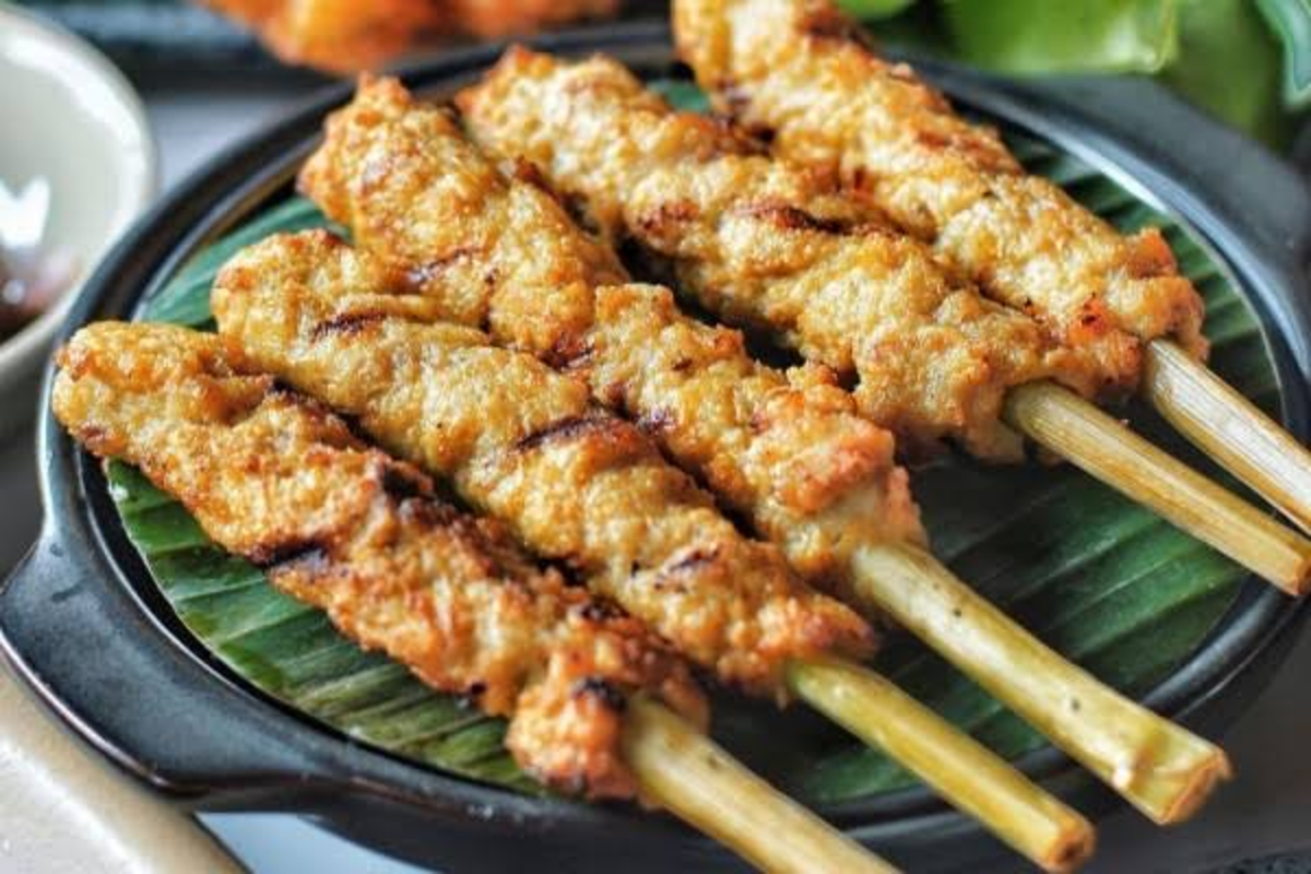 Cara Membuat Sate Lilit Ayam Khas Bali