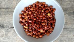 1. Kacang Goreng