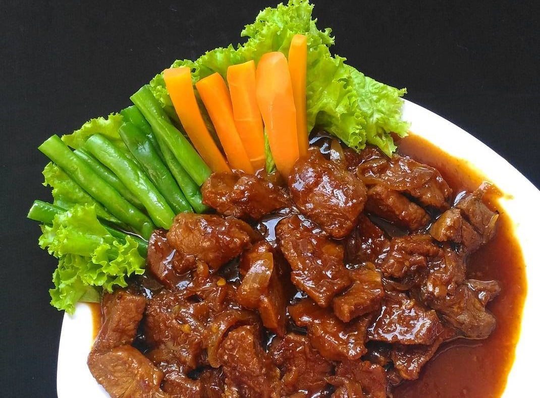 Cara Membua`t Bistik Daging Sapi yang Empuk dan Enak