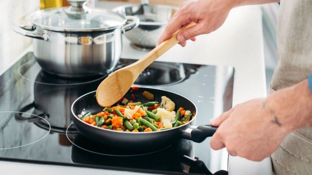 Pengawasan Suhu Proses Pemasakan Dapur