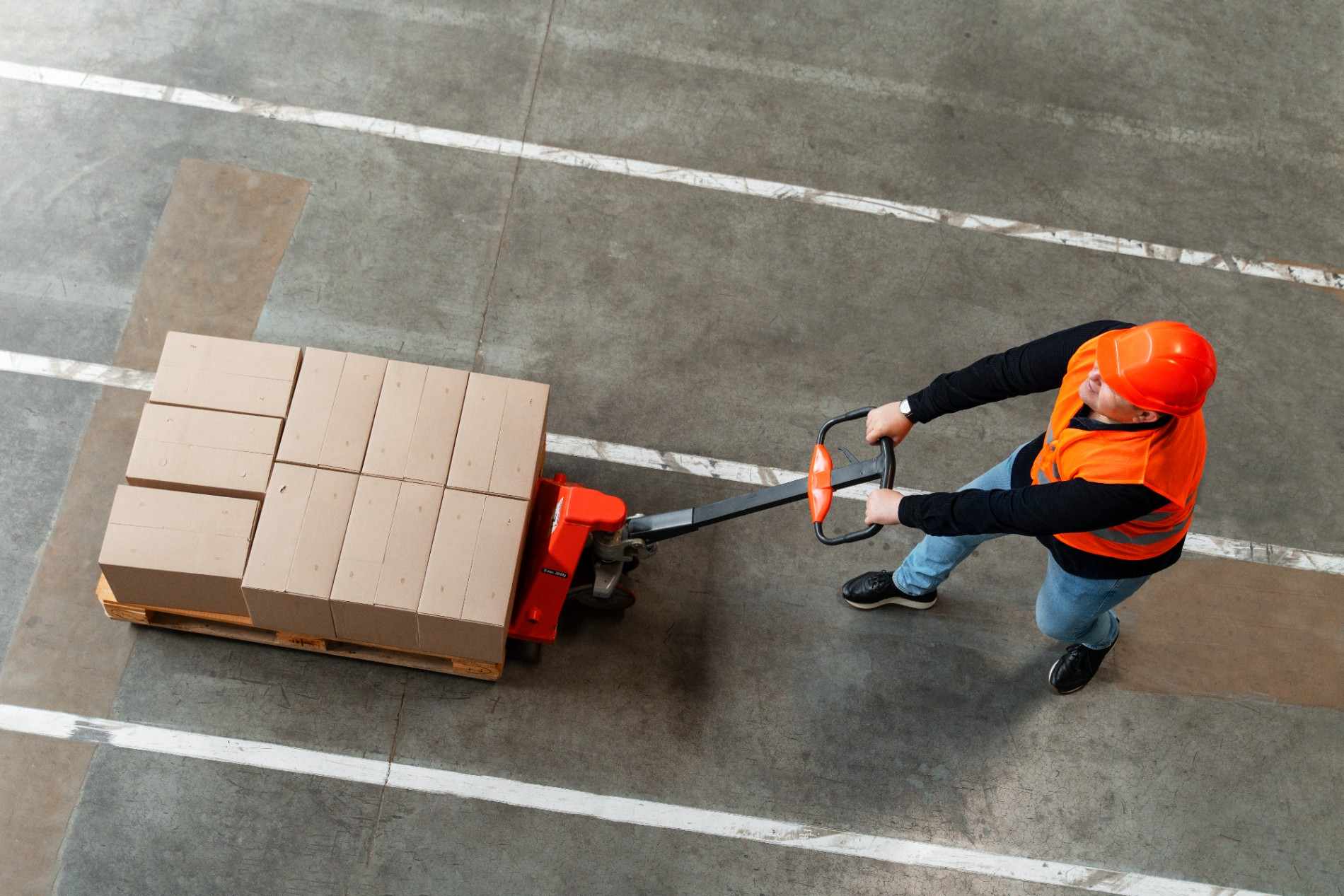 manfaat alat hand pallet